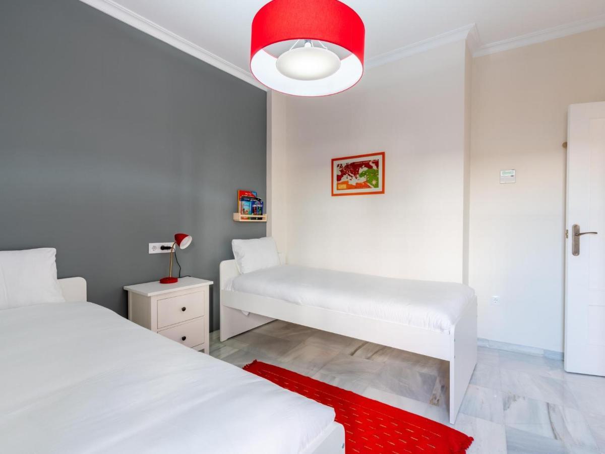 Holi-Rent Penthouse Penuelas Sevilla Exteriör bild