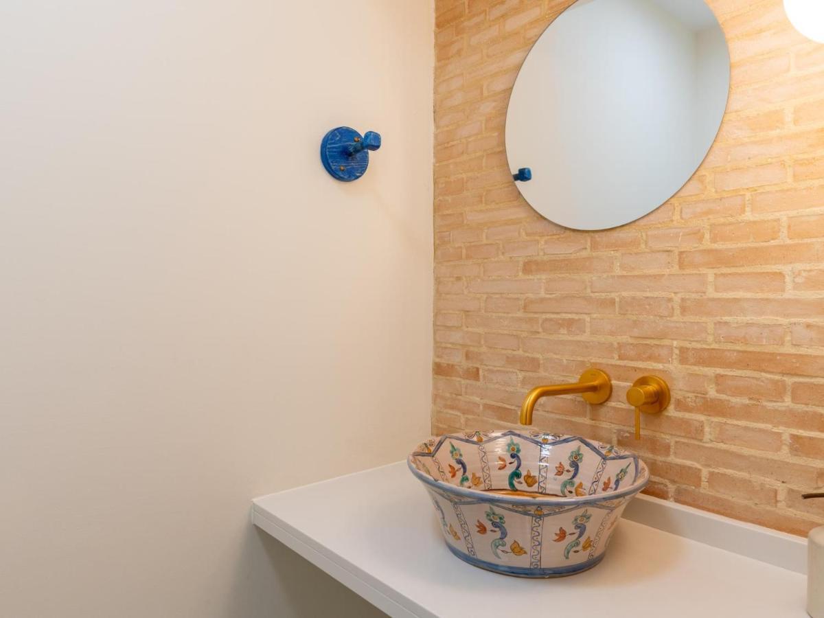 Holi-Rent Penthouse Penuelas Sevilla Exteriör bild
